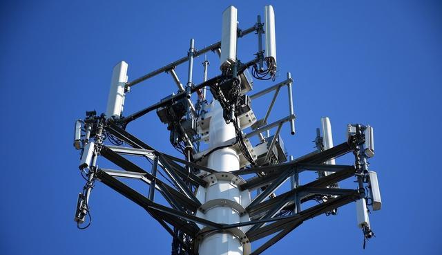 中国移动|超过普通5G，英国科学家使用超材料成功制造了新型波束控制天线