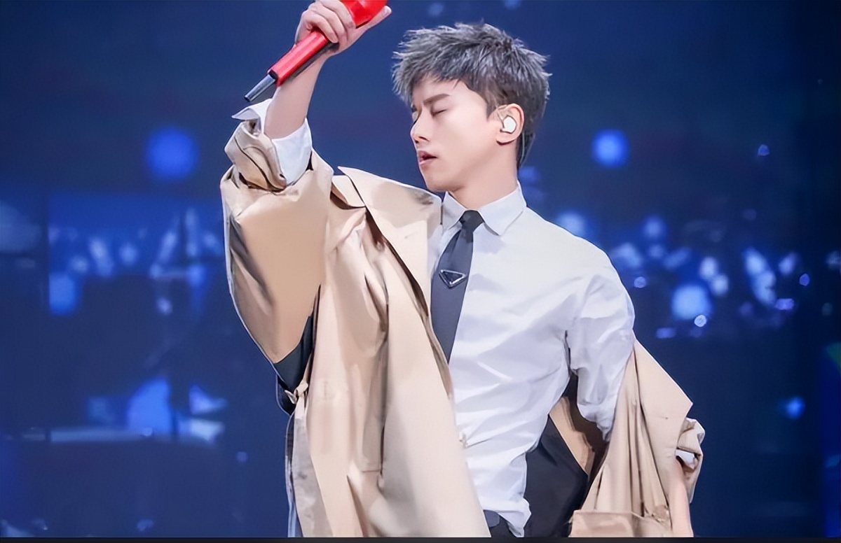 尤浩然|7位过气明星现状:无戏可拍,沦为网红,有的存款只剩百万