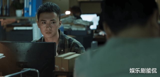 阿飞|对决：李泽被老周反杀，太可惜了？其实他的死一点都不值得被同情