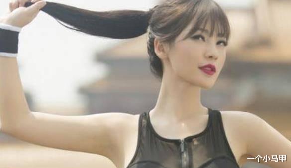 柳岩|柳岩太敢穿魅力动人，肉该长的地方都长了，真养眼