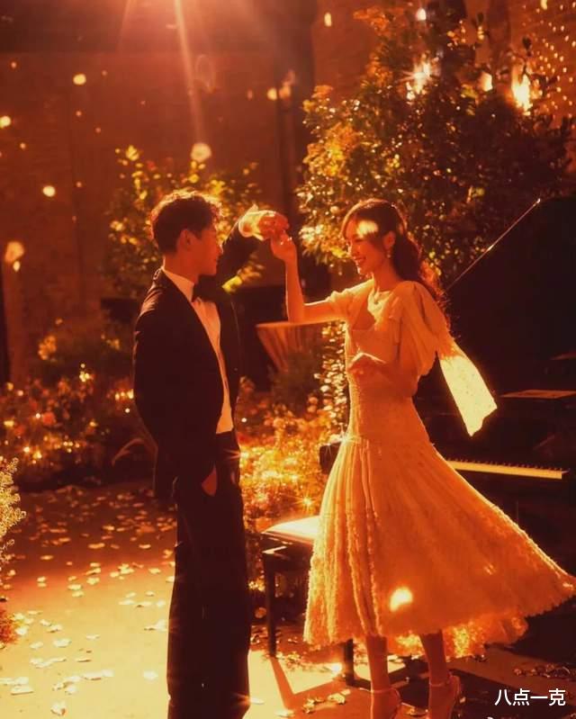 |39岁唐嫣生图又美又绝，事业爱情双丰收，活成85花里的人生赢家