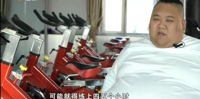 医院 因为和老婆离婚，小伙暴涨510斤，却因街舞成为“最灵活的胖子”