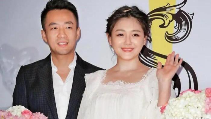 汪小菲|汪小菲晒“大额账单”，对孩子确实尽力了，6岁儿子已去瑞士上学