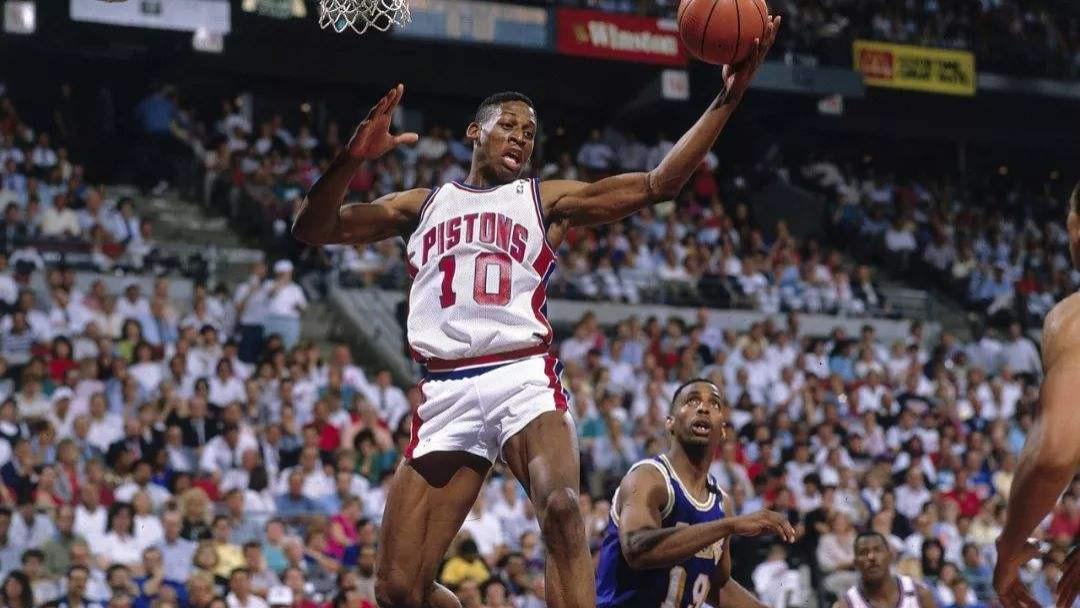 神木|罗德曼连续获得7届篮板王，为何总篮板数只排在历史第23位？