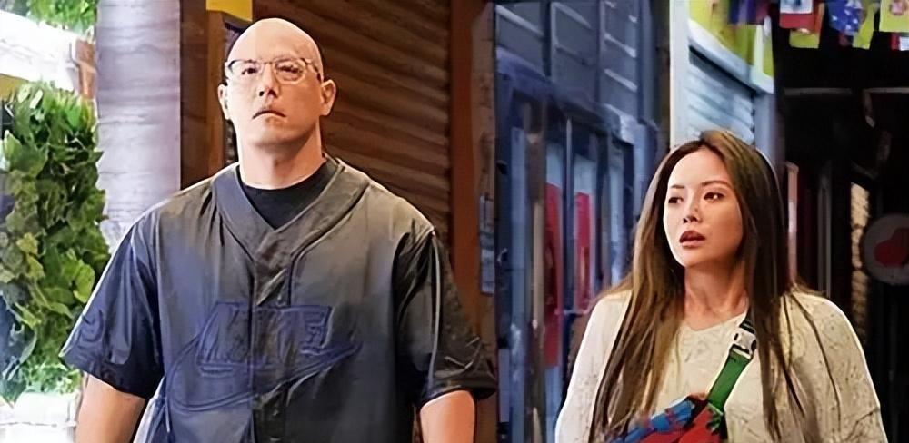 人物设定|蒋家第四代蒋友柏:“好丈夫”人设崩塌,婚内出轨助理,抛弃发妻