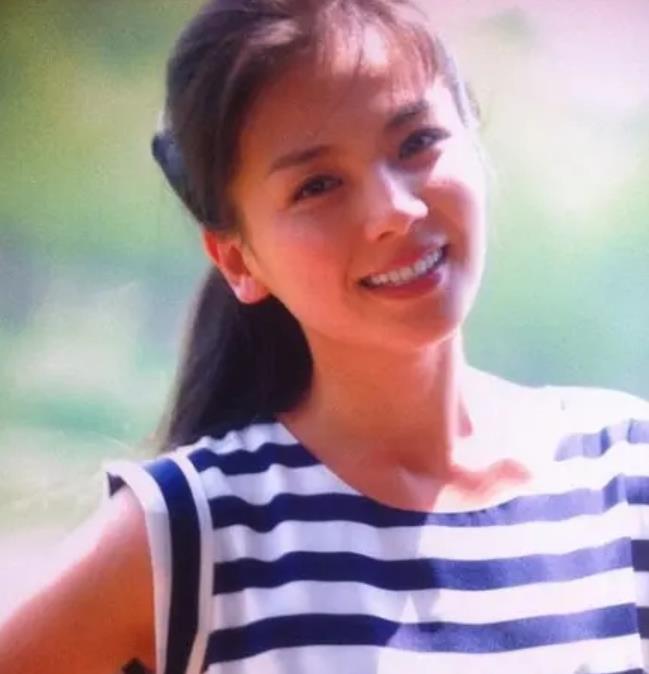 刘涛|跟着王珂过了15年,刘涛为何对“坑”她4个亿的老公,不离不弃?