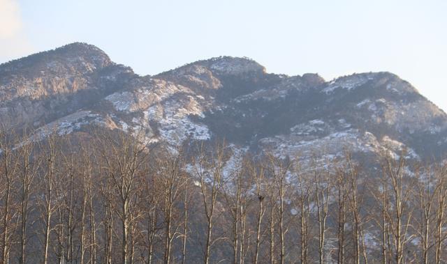 卢峰|胶东游记：偶遇牟平“卢山”的雪后美景，“卢峰霁雪”名不虚传