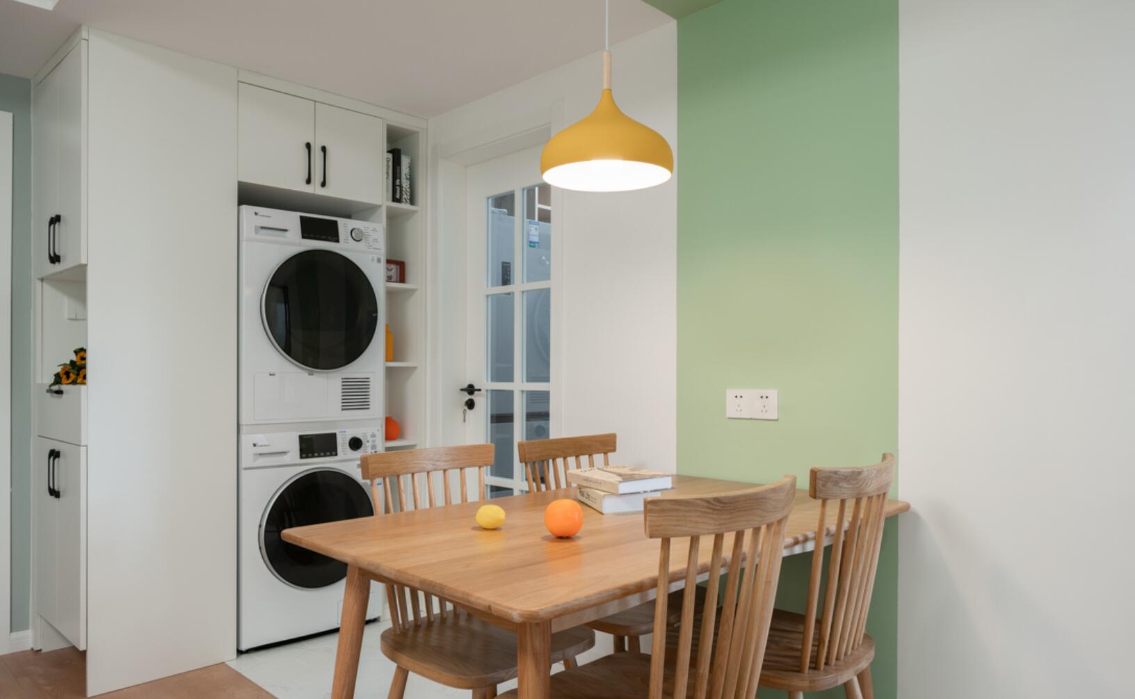 53㎡,她硬是改出了三个房间,完工后还一点不拥挤,太巧妙了