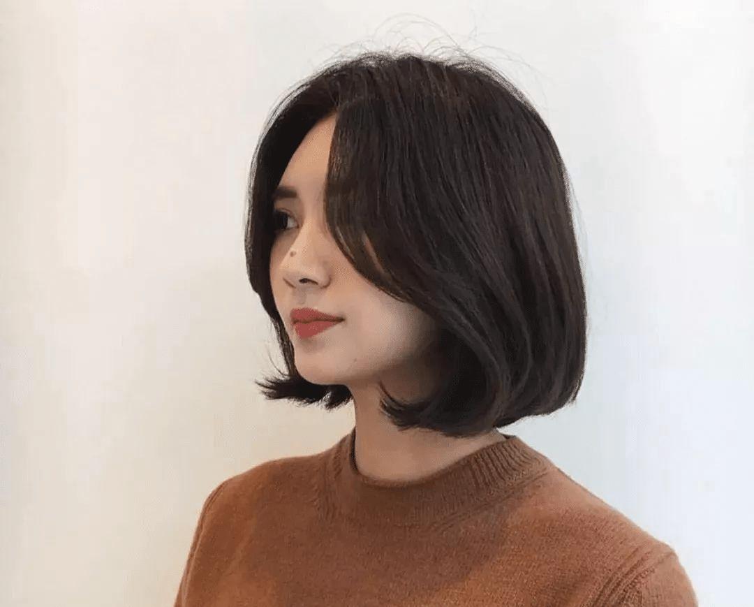 运动 18岁的吴绮莉太美！五官精致“水光肌”衬气质，连男士头都能驾驭
