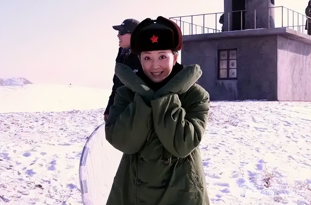 肖战|“百亿富婆”刘亦菲: 百万豪车仅用来买菜, 身价百亿为何没人娶?