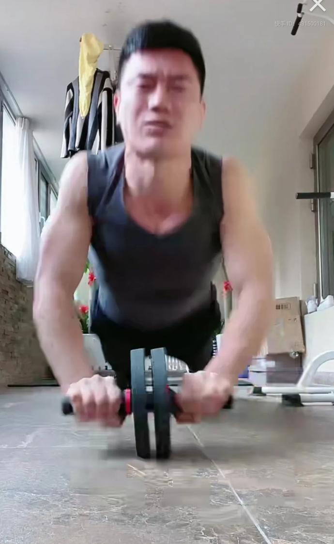 吴京|嘎子坦言：战狼3这部电影男一号只有我能胜任，吴京老了，打不动