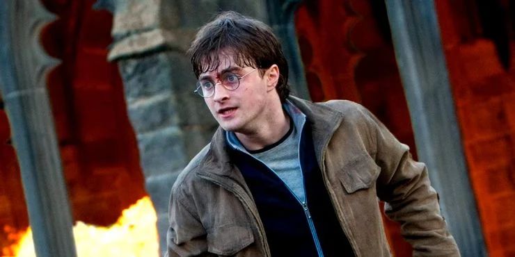 哈利·波特|《哈利波特》，你能看到哈利的另一面吗？主角光环之下的残酷现实