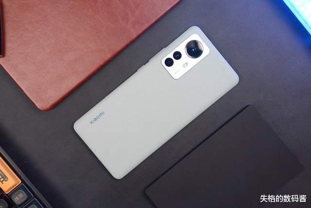 |2022年手机市场新变局，提前了解这几点，避免踩坑