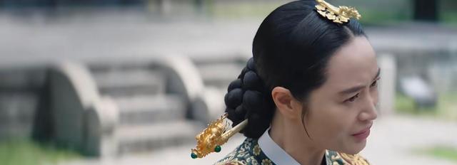 林志玲|最火韩剧《王后伞下》这个王后太个性了，竟敢挑战婆婆的权威