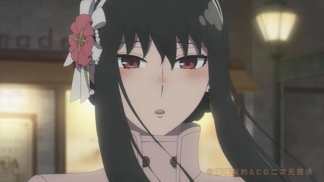 间谍过家家|《间谍过家家》第2话女主约尔?闪亮登场，手榴弹拉环求婚名场面太帅了！