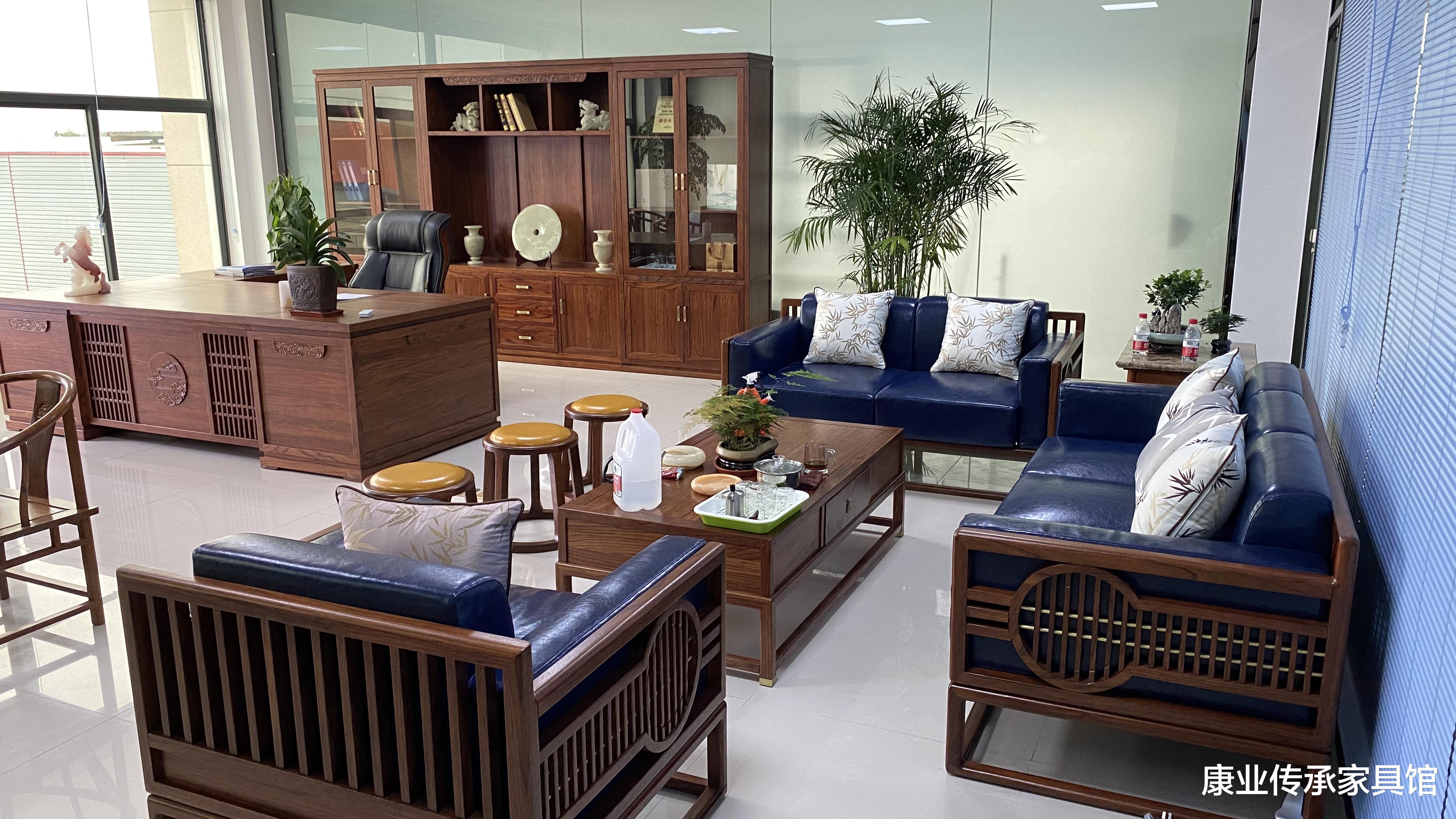 职场故事|56㎡新中式办公室案例，沉浸式的视觉感官体验！