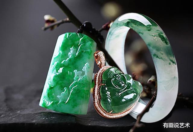 |“人养玉，玉养人”，戴玉好处多，但有2种人要少戴玉