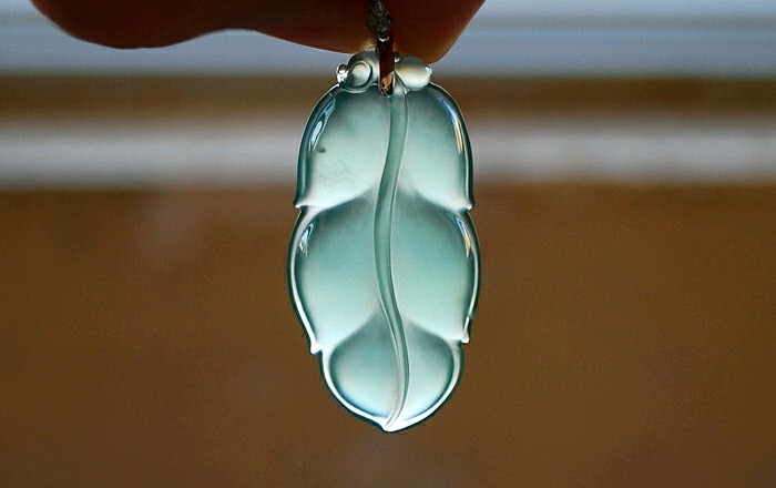 翡翠|都说翡翠能够养人，但是有些翡翠，是不适合贴身佩戴的