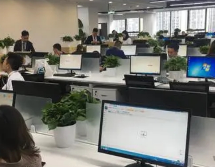 房产中介不需要那么大规模,技术替代人员