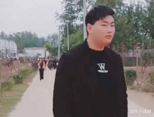 陈萌|曝朱小伟新媳妇是二婚!还带有一个孩子,两人将于10月1号结婚