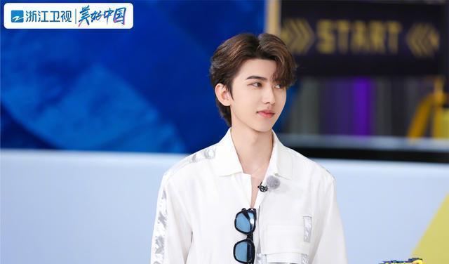 蔡徐坤|继《奔跑吧10》后，蔡徐坤疑似又迎新综艺，还与老朋友一起搭档