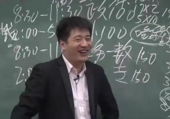 金融圈|张雪峰的一句话：女孩子漂亮可以学金融，不漂亮就算了！引发热议