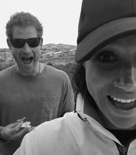 哈里王子|为什么温莎家族可能会将哈里和梅根的纪录片当成“宣战”？