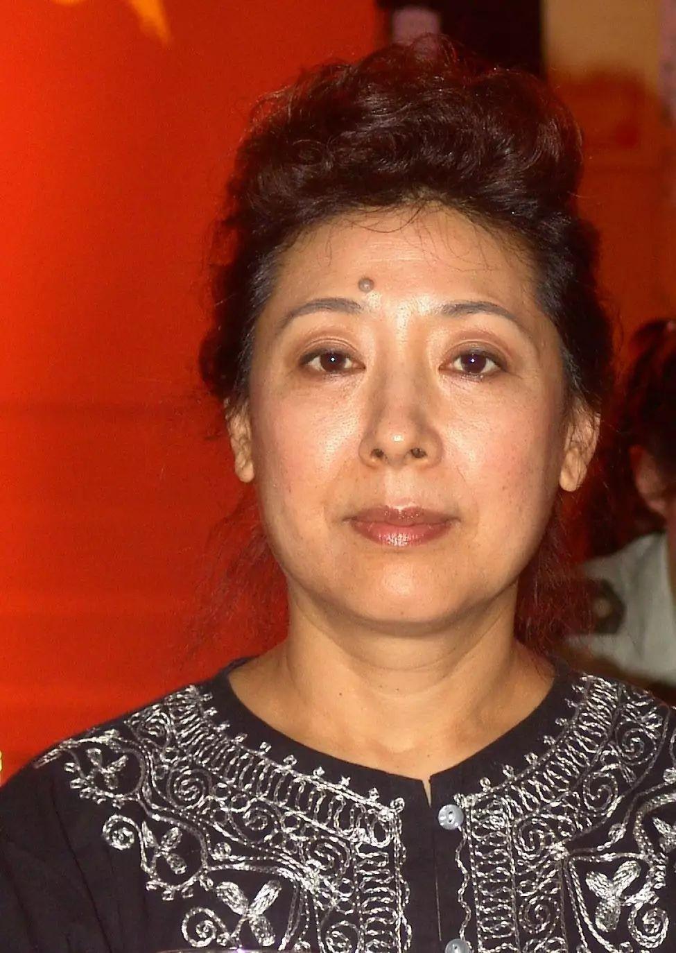 关牧村|32年后,再看关牧村现状,离开王星军是她最正确的决定