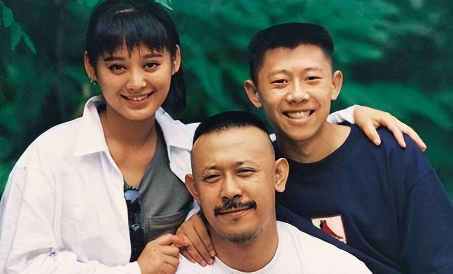 知名演员刘小宁:与大学同窗姜文糗事多,和妻子常年分居 - 娱乐资讯(主