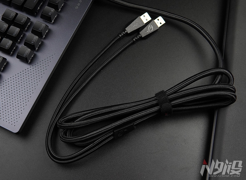 机械键盘|无愧旗舰之名 ROG耀光2幻机械键盘体验