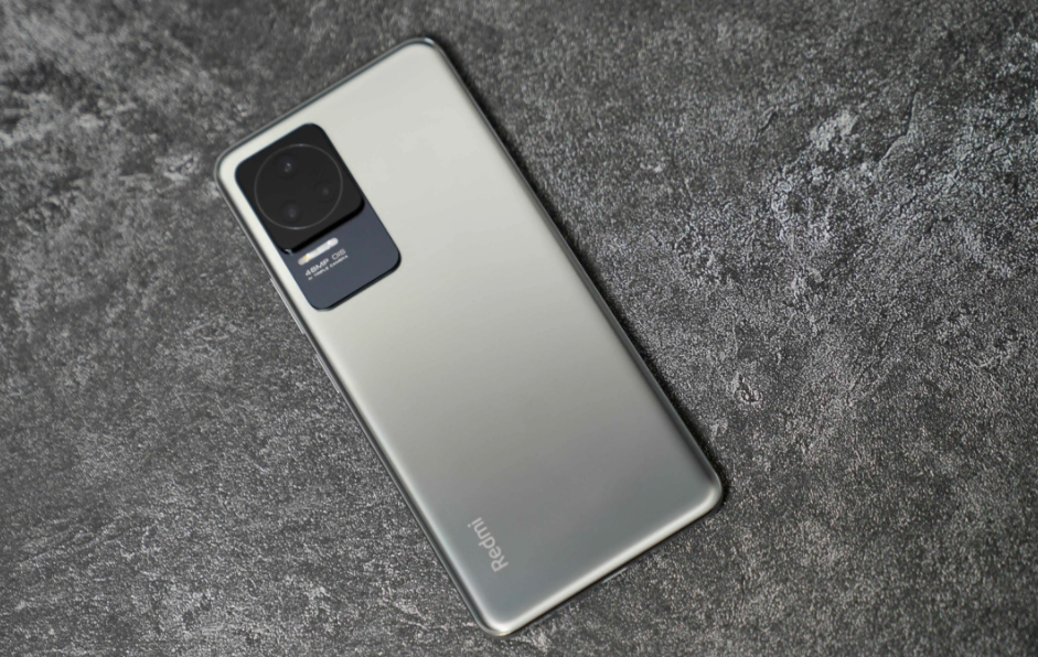 华硕|红米k50的续航比iPhone 13Promax还厉害，虽然拍照方面不太行