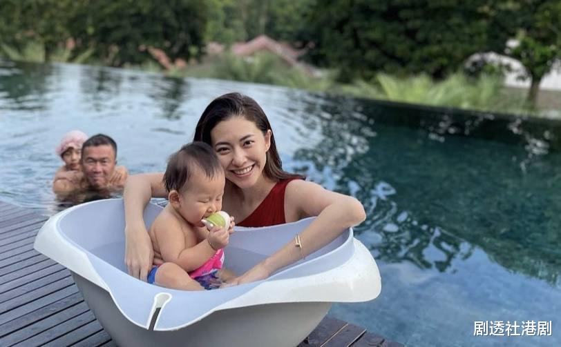 张柏芝|担心！香港著名女星到欧洲旅行确诊新冠，嫁大19岁新加坡富商生活幸福