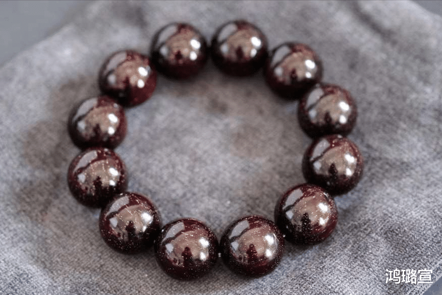 文玩|文玩盘玩到底用不用带手套?各种品类其实都离不开手套!