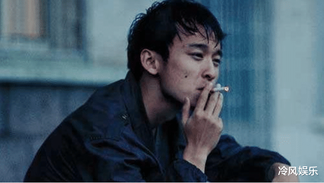 董子健|被四旦双冰抱大，看似带资进组却成影坛炸弹，这个富二代活成榜样