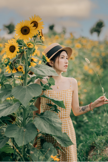 向日葵氛围感,35和85mm人像拍摄思路