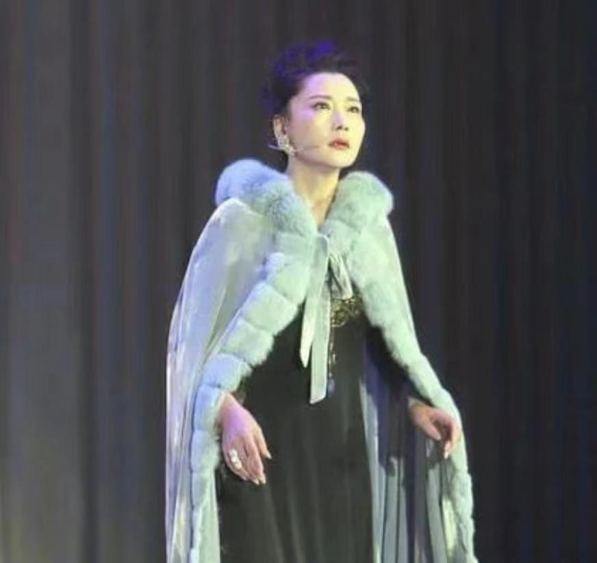 江南|好山好水出美人，12位江南古典美女，一个赛一个漂亮