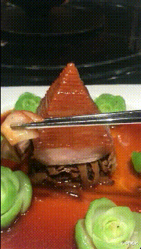 蔡少芬|港媒爆蔡少芬全家搬回香港,销售证实其300平复式豪宅急放租