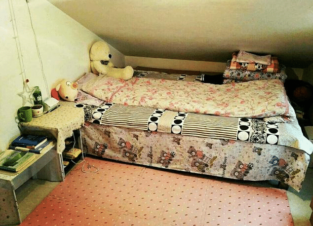 只有280元的出租房,卧室巴掌大,头撞天花板,改造后太温馨!