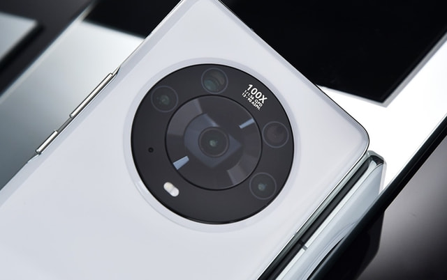 小米科技|荣耀,未来可期?力抗iphone,获业内好评