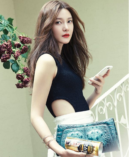 车艺莲|不幸女星车艺莲:曾与李东健热恋,被迫为父背债10亿