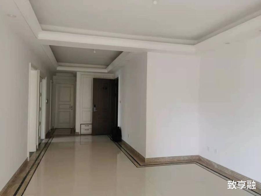 天府新区|【成都天府新区】中海锦江城花涧精装套三准新房6折,164W起拍!