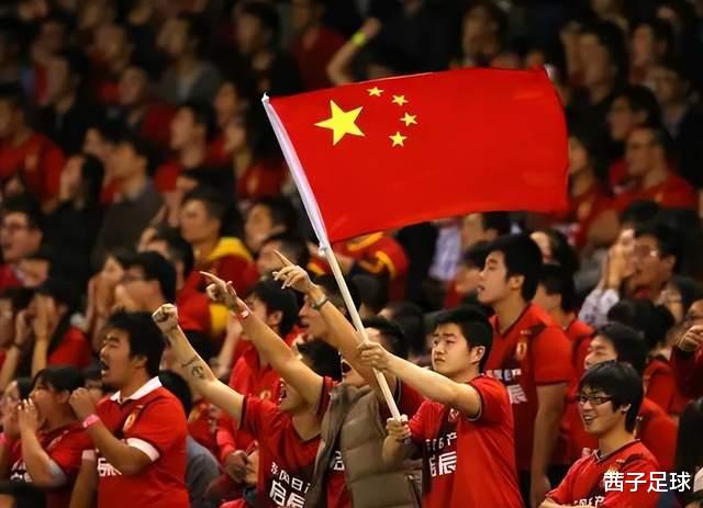 中国足球|日本足球界人士：中国足球选一条路坚持20年，能成为亚洲第一