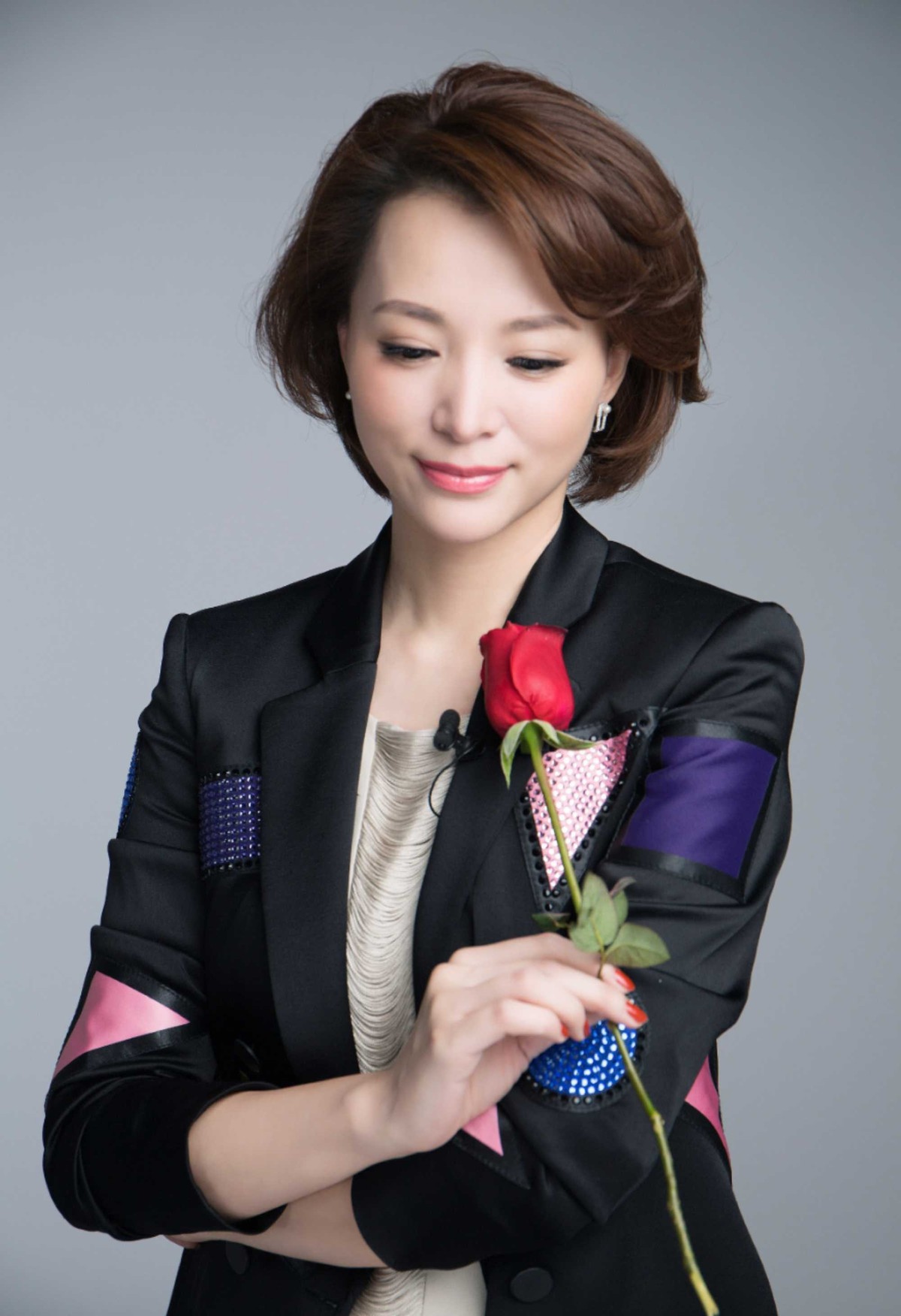 董卿|光环之外的董卿，到底是一个怎样的人？