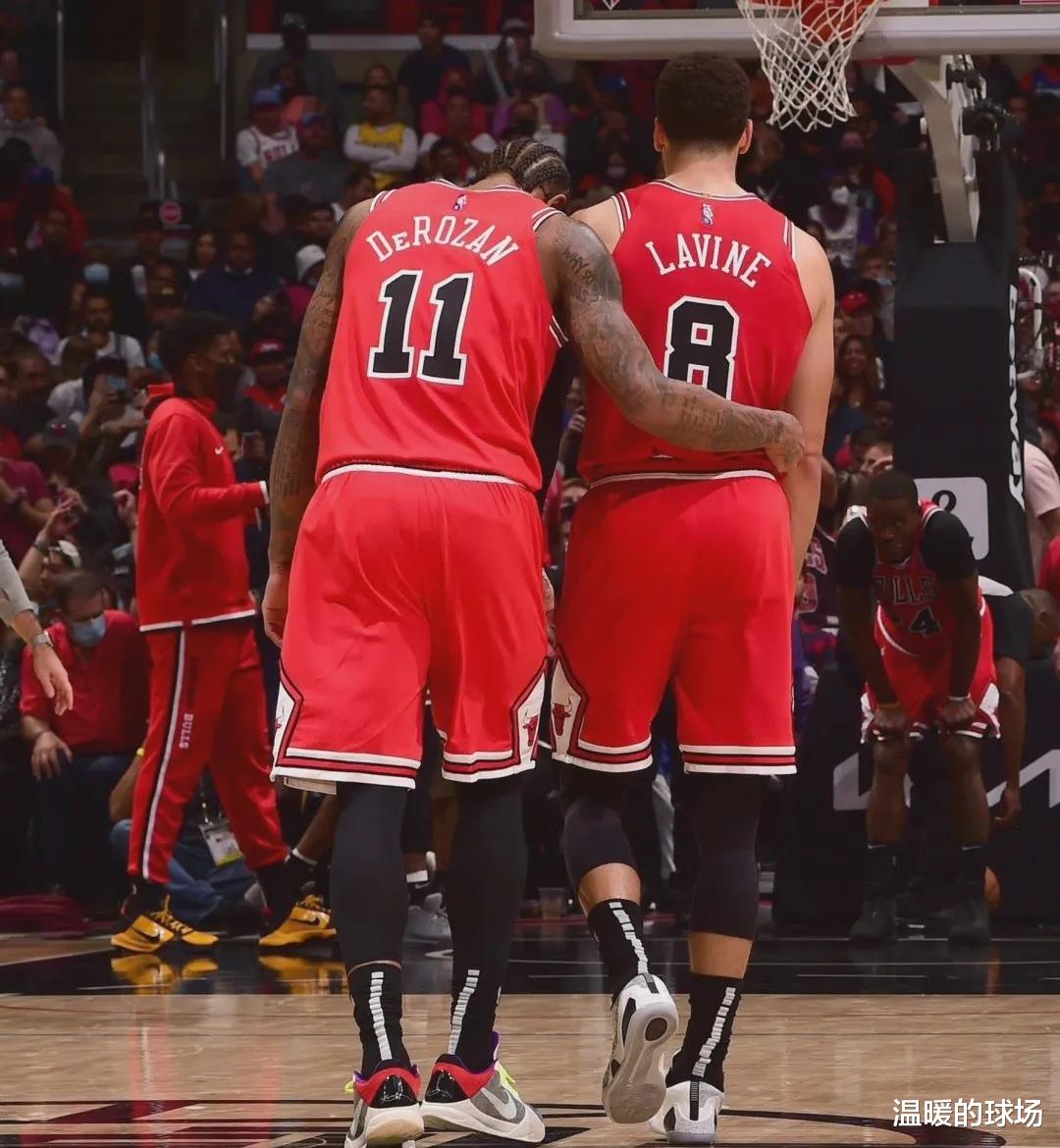 篮网队|替补+33+34+35、篮网疯狂一波流43-8，公牛惨败阿赞手撕毛巾泄愤