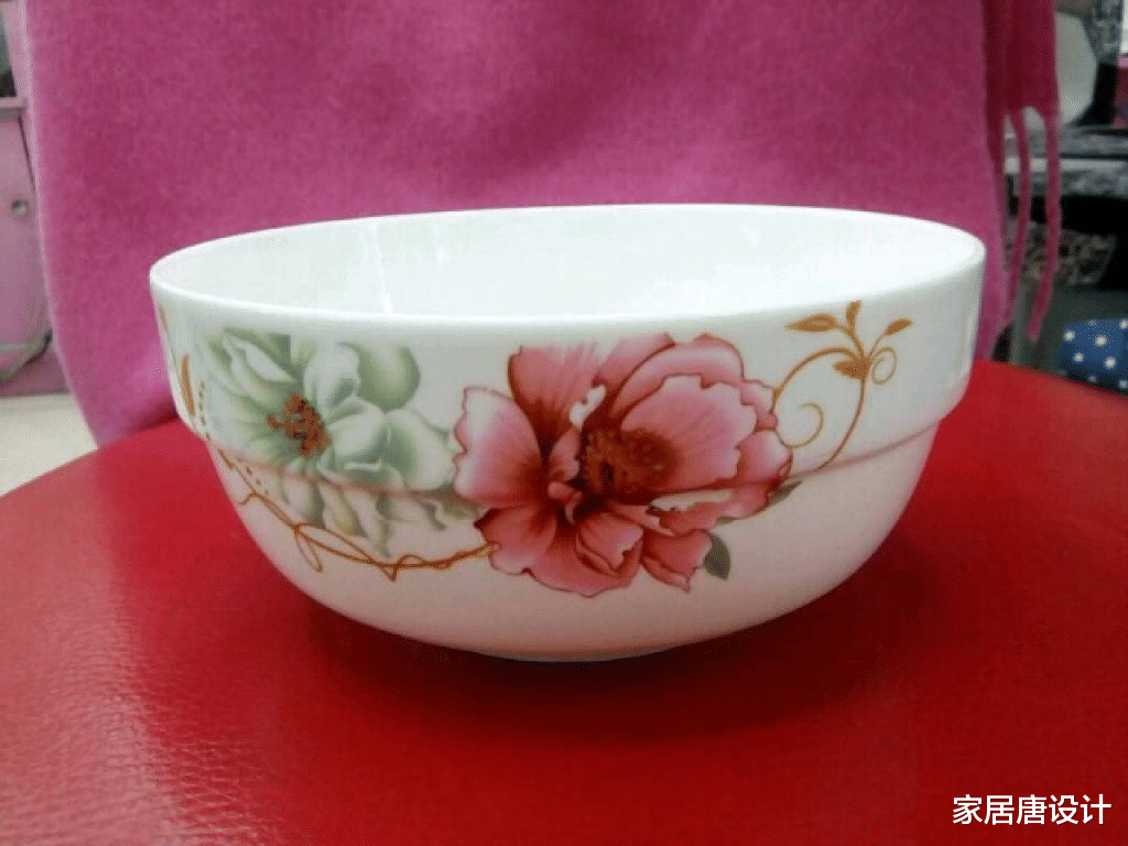 年底大清扫,要学会断舍离,厨房这“10样”尽早扔掉,家人少生病