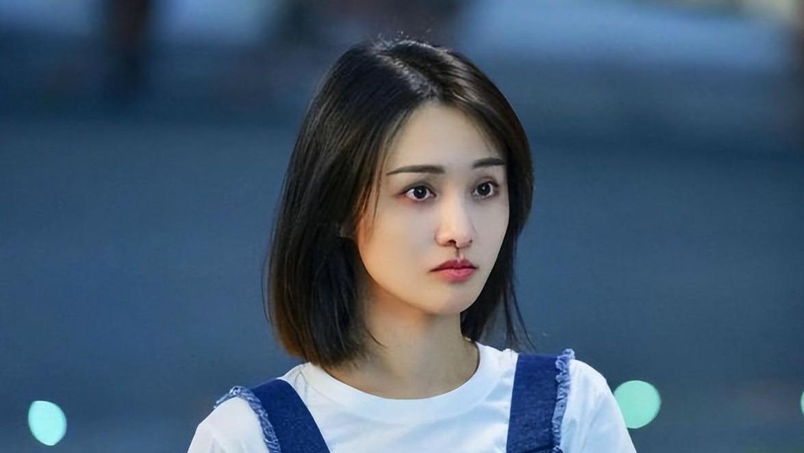 郑爽|郑爽被爆定居国外，孩子已经三岁左右，父母帮忙照料生活