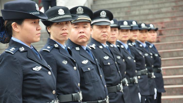 警察|狱警职位开始招聘,大专学历也能报名,上岸后待遇很可观!