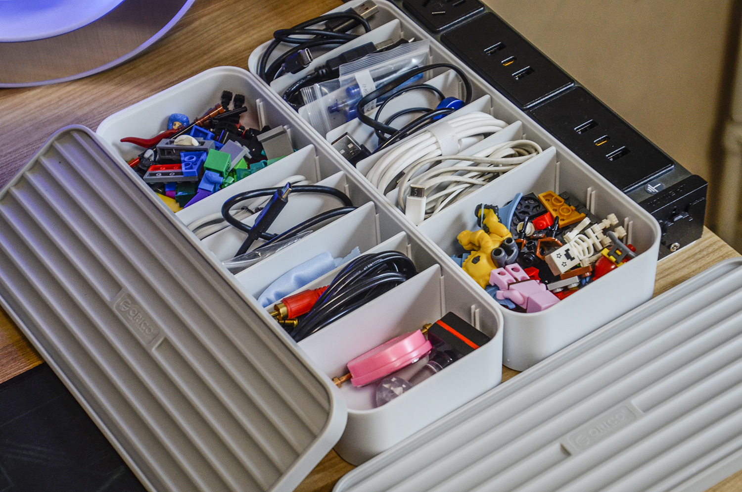 杂物巧收纳,桌面更整洁:ORICO数据线收纳盒