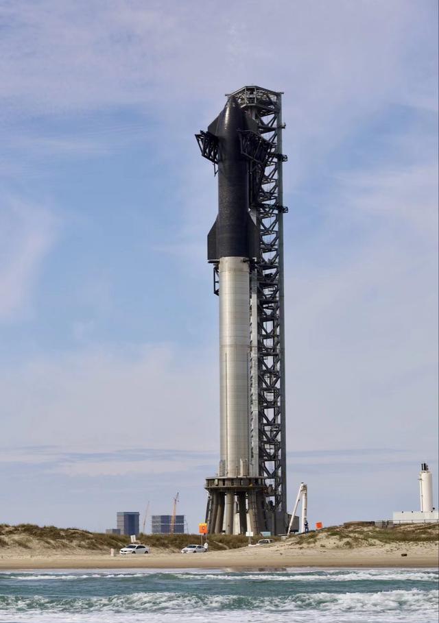 星际飞船最新进展:NASA官员透露将在12月初进行首次轨道飞行测试