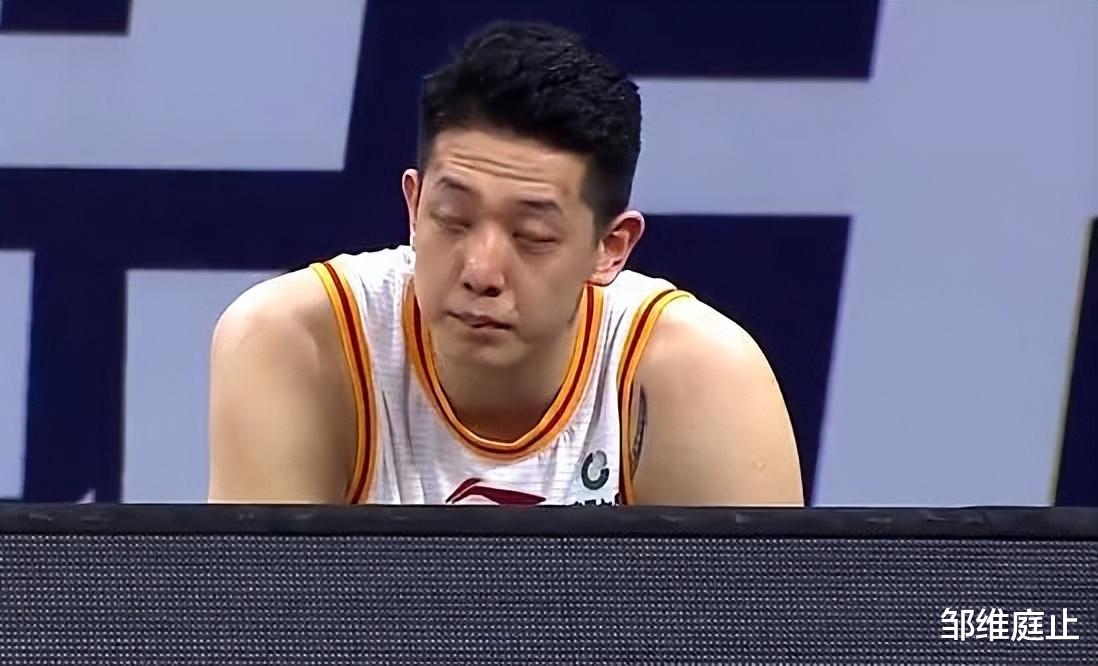 杨毅|冯莱的三分球没有问题，专业人员作出解答，杨毅杨健被批评误导球迷